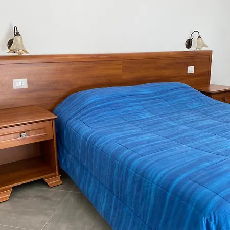 לינה וארוחת בוקר Tequila אולביה